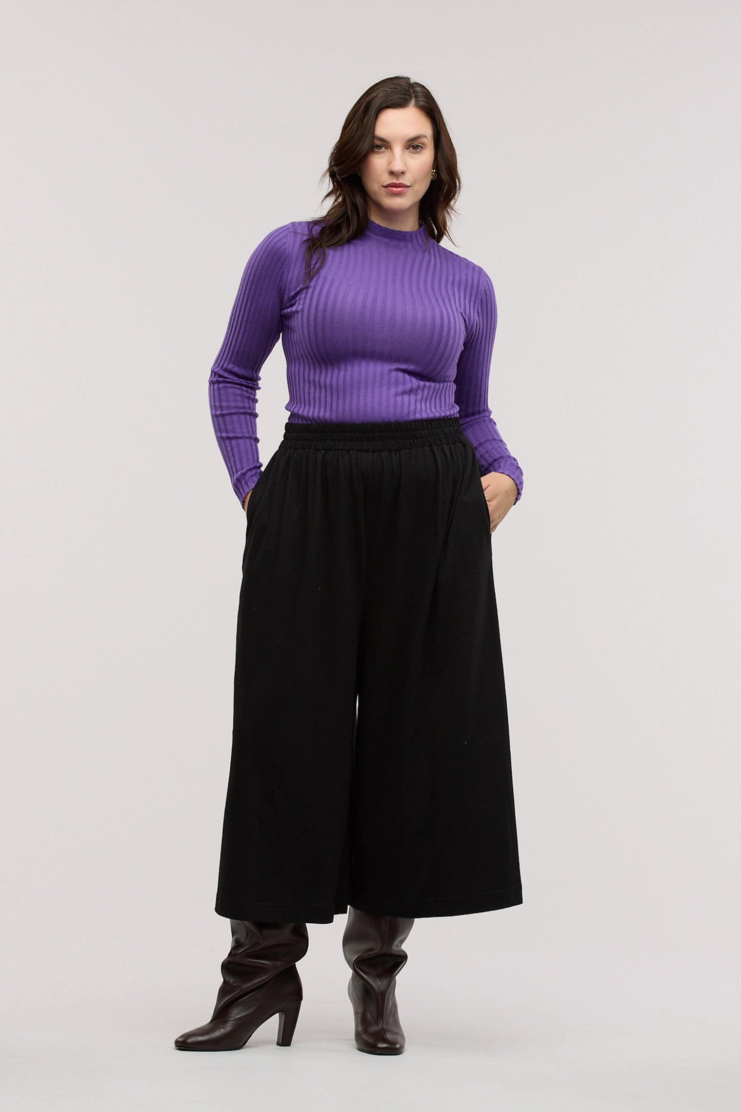 Merino Traveller Funnel Neck