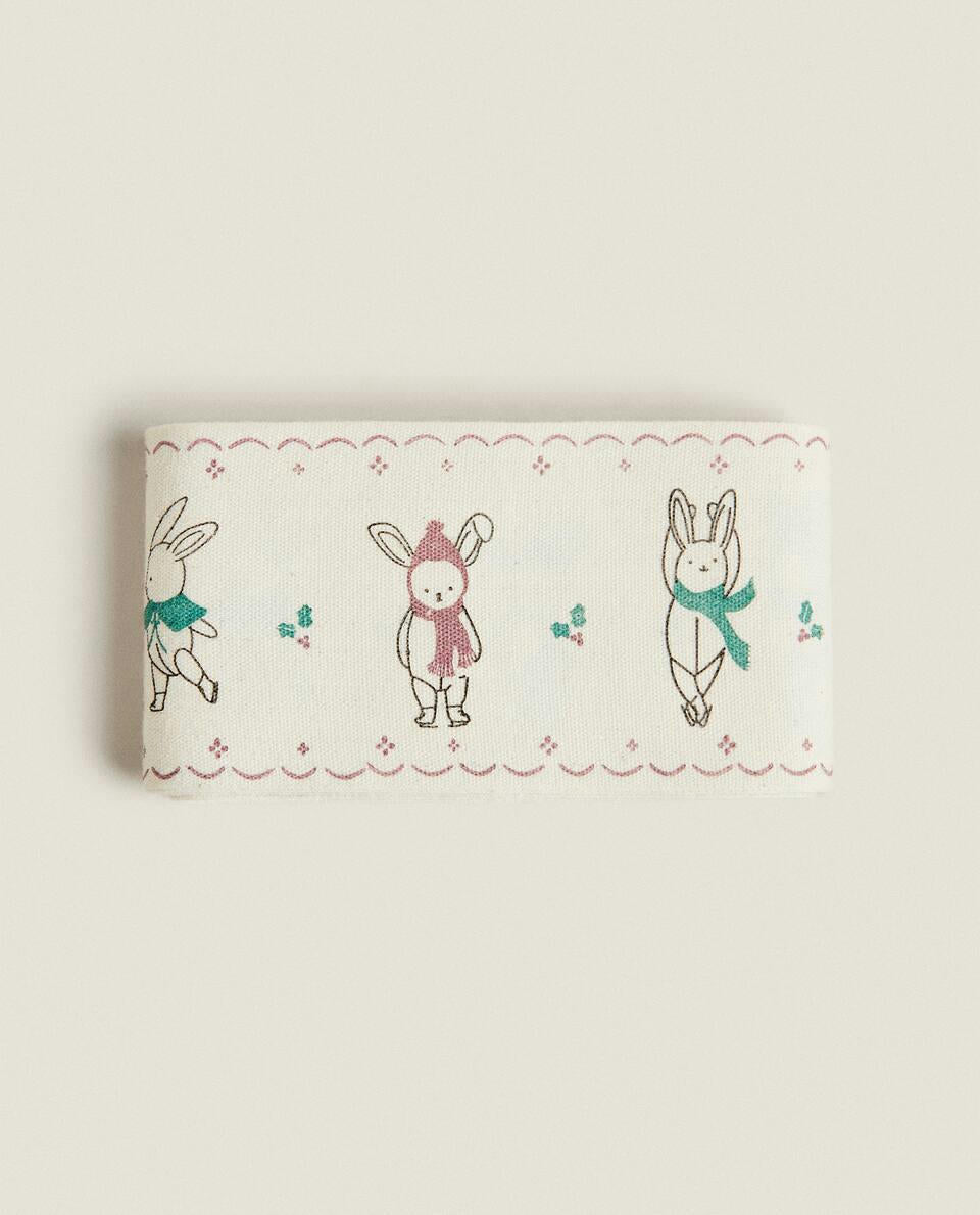 CHILDREN¡¯S WRAPPING PAPER WITH CHRISTMAS BUNNY RABBITS